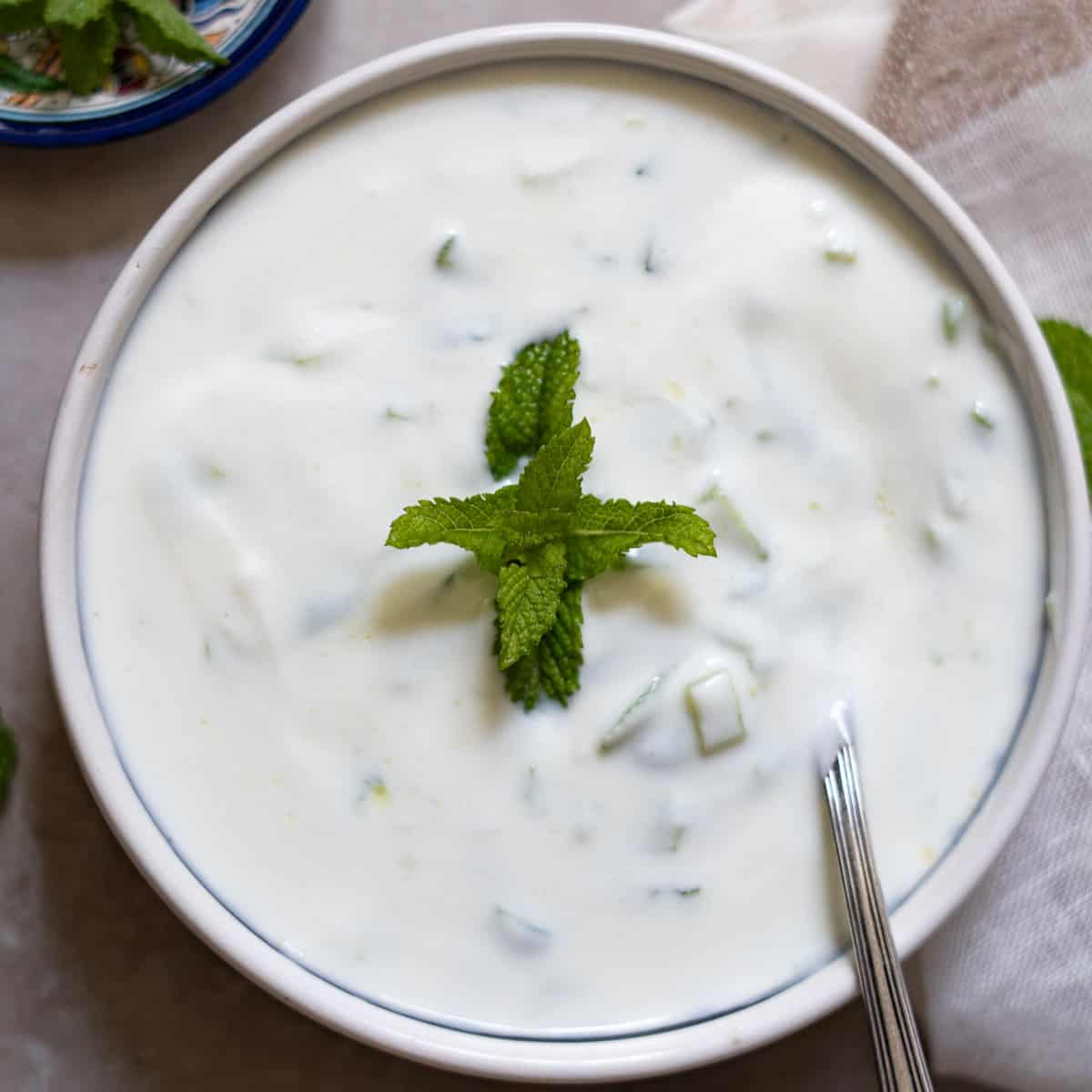 Cucumber-Yogurt Salad سلطة خيار باللبن