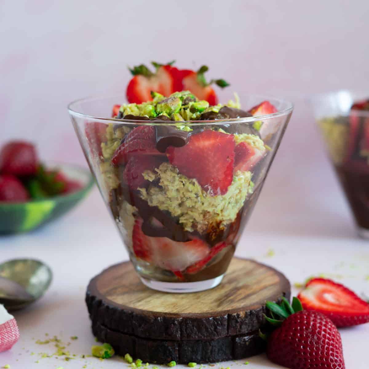 Dubai Chocolate Strawberries - Palestine In A Dish