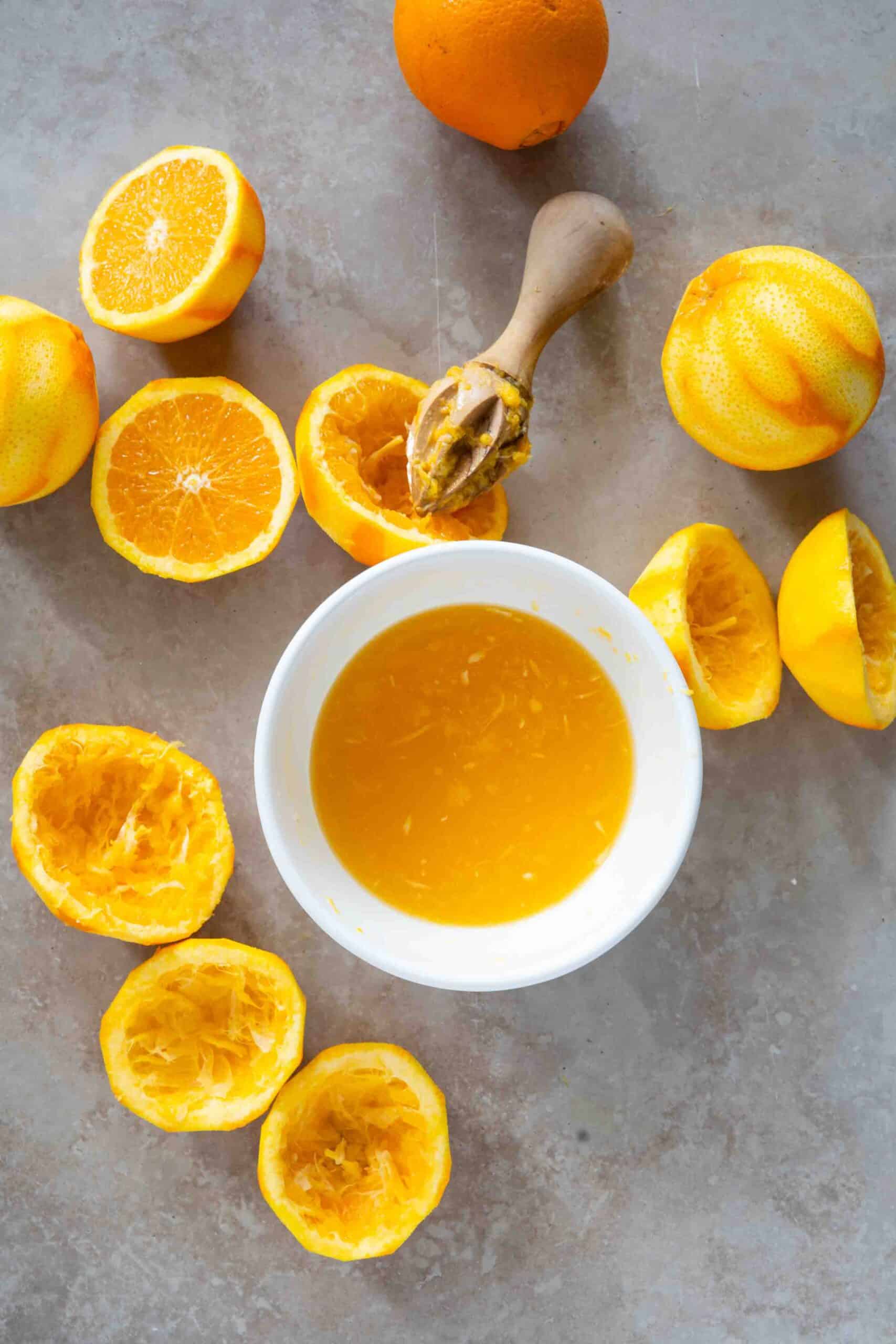 Juicing oranges