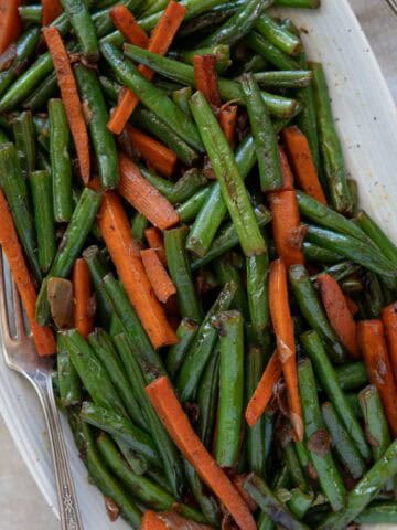 Green beans with carrots -featured photo